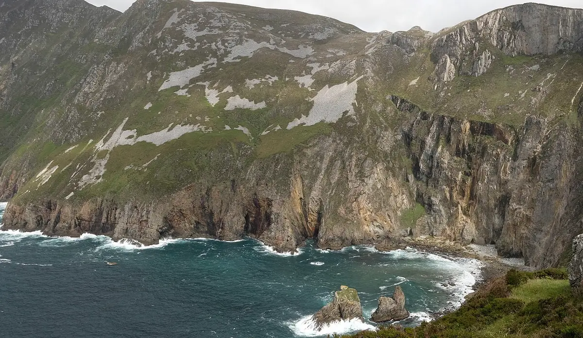 Le scogliere di Slieve League a picco sull'oceano, nella contea di Donegal